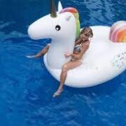 INFLABLE PARA PISCINA GRANDE DE UNICORNIO